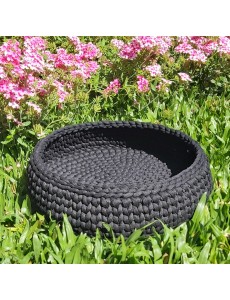CAMA REDONDA PARA CÃES E GATOS EM CROCHET (PRETO)